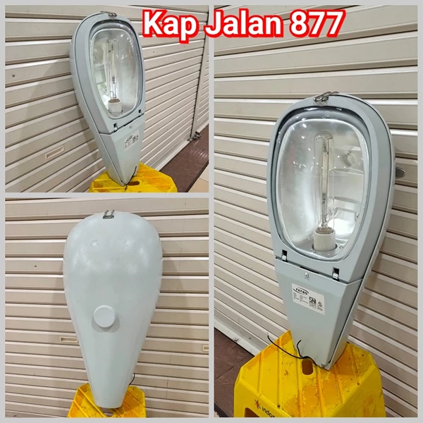 Street Lamp 877